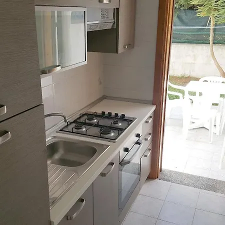 Trilo Con Doppio Giardino 26 بيت للعطل ميليندونيو